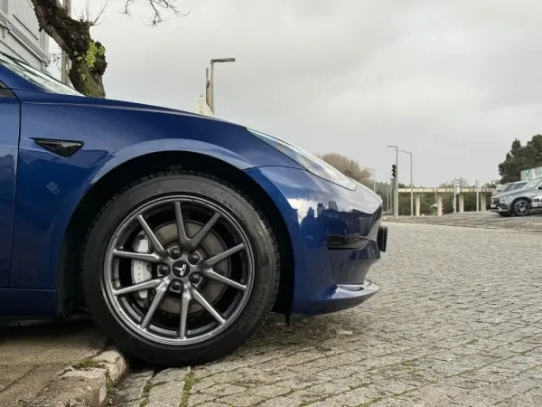 Tesla Model 3 Standard Range Plus RWD 11