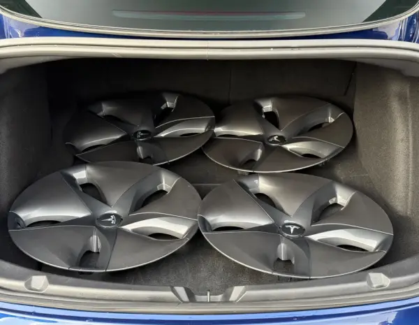 Tesla Model 3 Standard Range Plus RWD 27