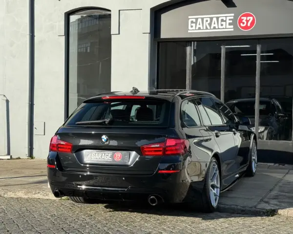 BMW 520 d Pack M Auto 8