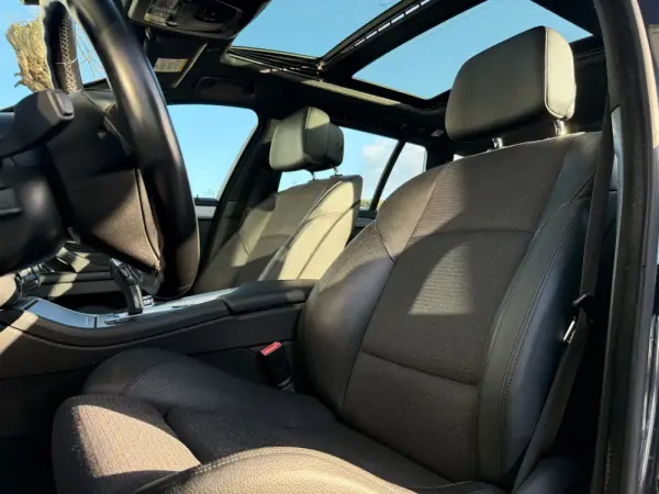 BMW 520 d Pack M Auto 14