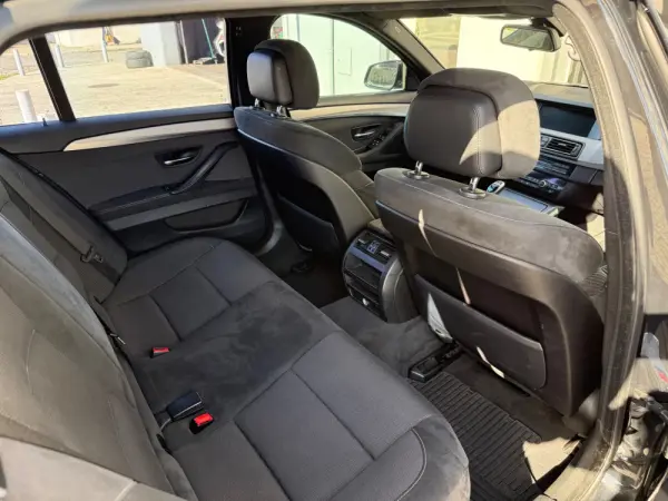 BMW 525 d Pack M Auto 13
