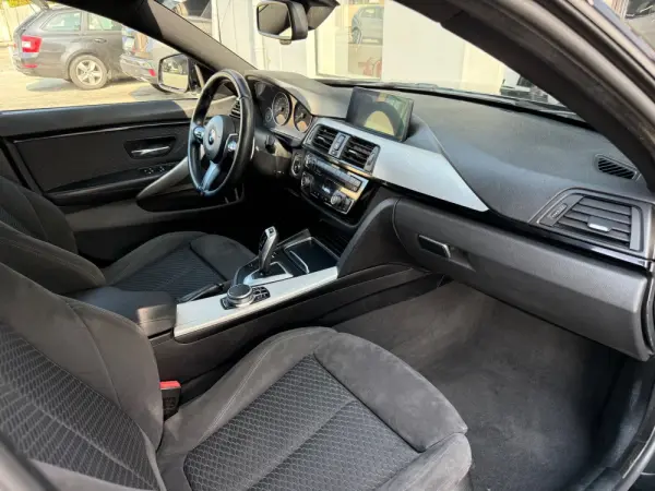 BMW 418 Gran Coupé d Pack M Auto 9