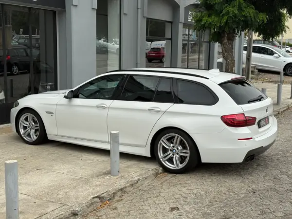 BMW 520 d Pack M Auto 29