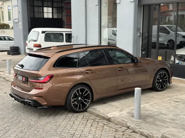 BMW 318 d Pack M Auto 2
