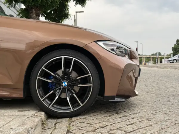 BMW 318 d Pack M Auto 3