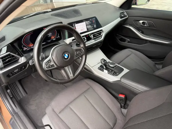 BMW 318 d Pack M Auto 6