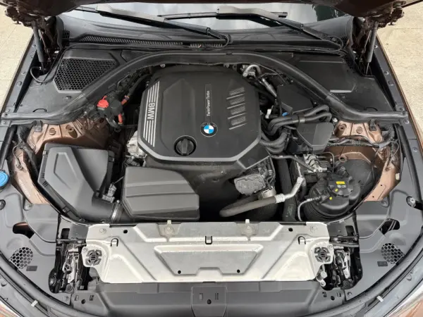 BMW 318 d Pack M Auto 24