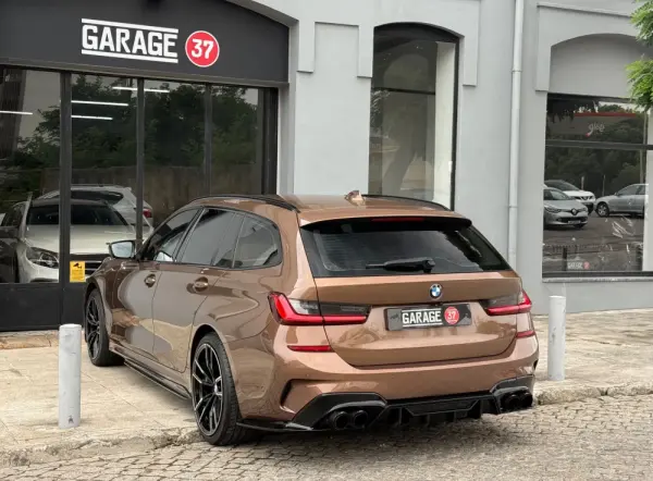 BMW 318 d Pack M Auto 27
