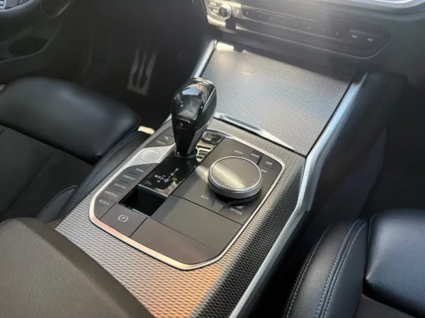 BMW 320 d Pack M Auto 17