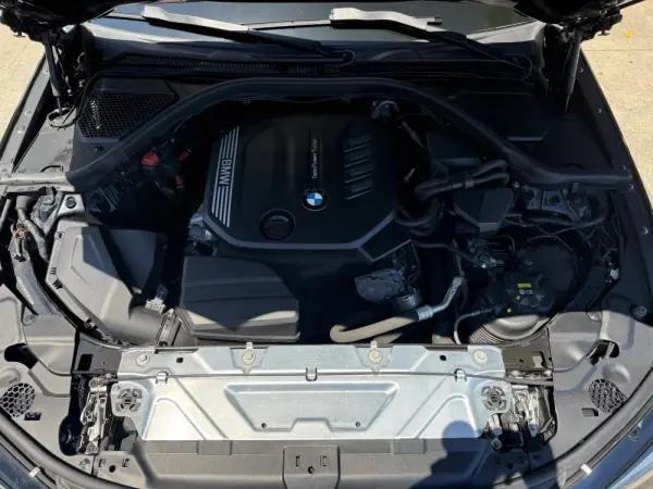 BMW 320 d Pack M Auto 19