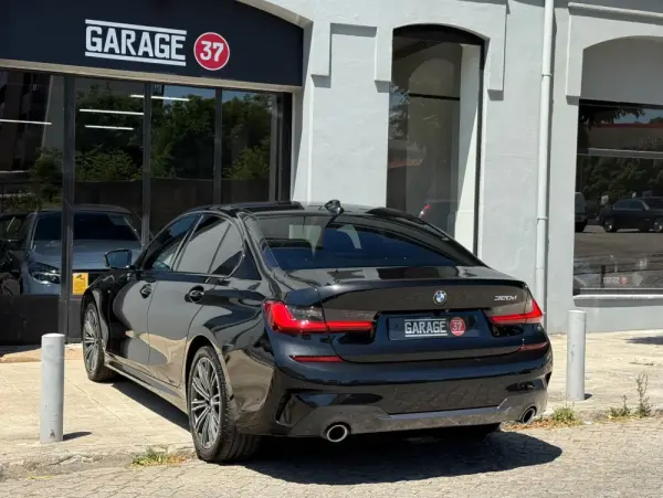 BMW 320 d Pack M Auto 23