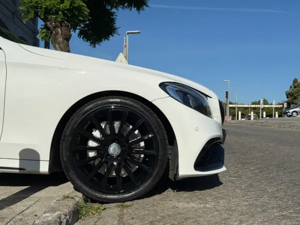 Mercedes-Benz C 220 (BlueTEC) d Station 7G-TRONIC AMG Line 3