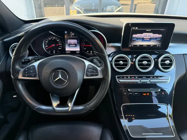 Mercedes-Benz C 220 (BlueTEC) d Station 7G-TRONIC AMG Line 10