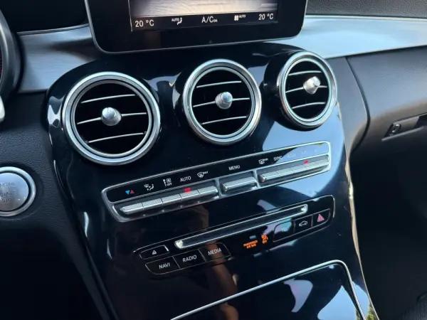 Mercedes-Benz C 220 (BlueTEC) d Station 7G-TRONIC AMG Line 15