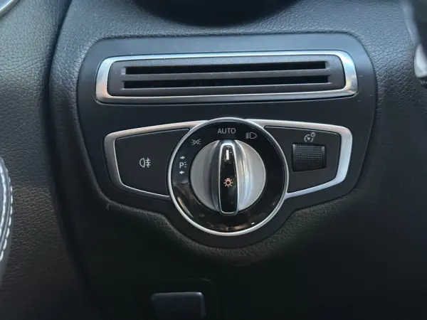 Mercedes-Benz C 220 (BlueTEC) d Station 7G-TRONIC AMG Line 17