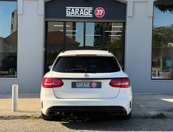 Mercedes-Benz C 220 (BlueTEC) d Station 7G-TRONIC AMG Line 24