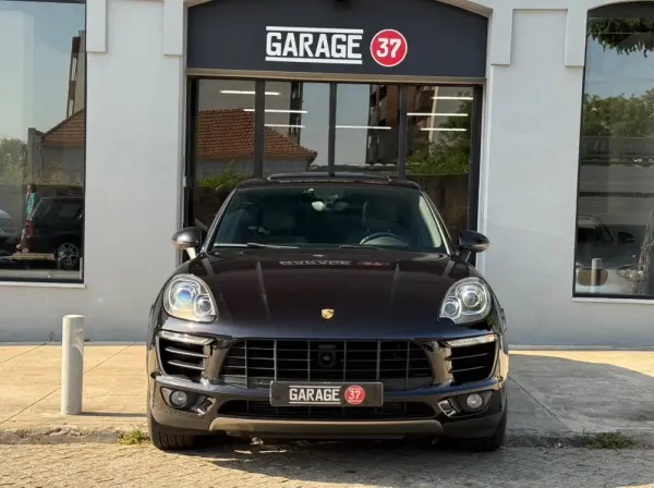 Porsche Macan S PDK 12