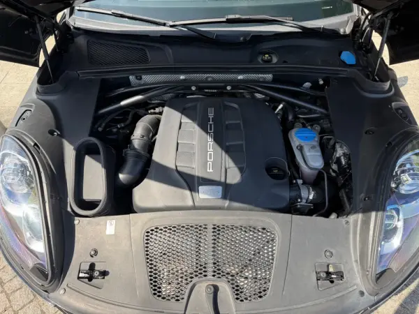 Porsche Macan S PDK 28