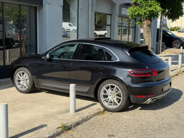 Porsche Macan S PDK 34