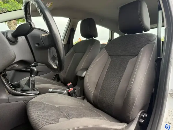 Ford Fiesta Outro 6