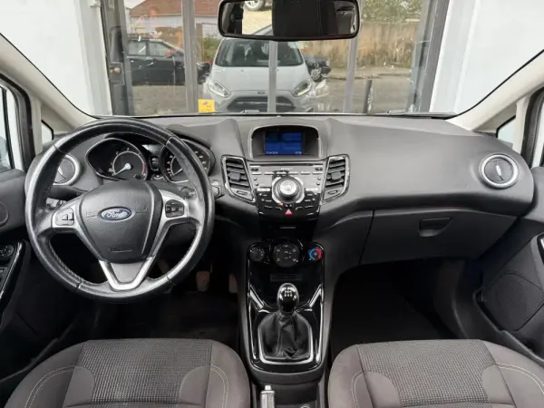 Ford Fiesta Outro 7