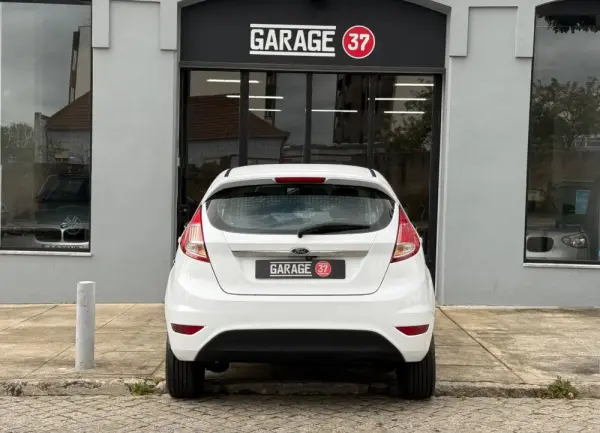 Ford Fiesta Outro 25