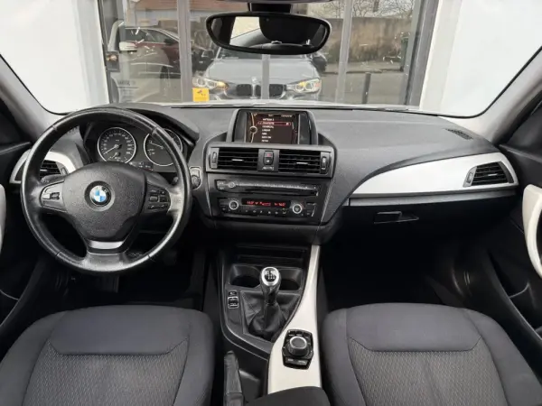 BMW 118 Outro 7