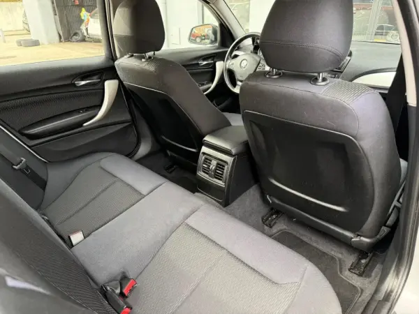 BMW 118 Outro 8