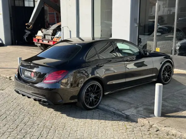 Mercedes-Benz C 180 d AMG Line Aut. 2