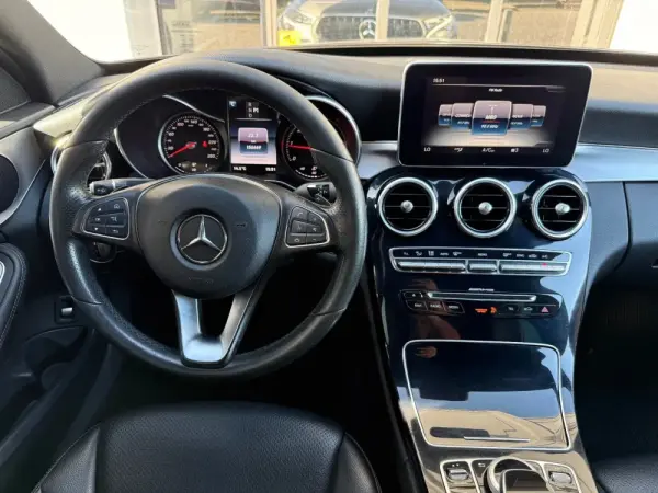 Mercedes-Benz C 180 d AMG Line Aut. 10