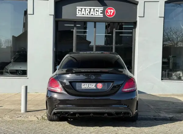 Mercedes-Benz C 180 d AMG Line Aut. 25