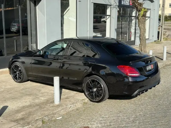 Mercedes-Benz C 180 d AMG Line Aut. 27
