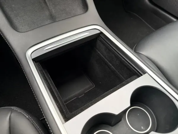 Tesla Model 3 Standard Range Plus RWD 17