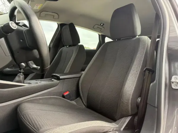 Peugeot 308 SW Outro 7