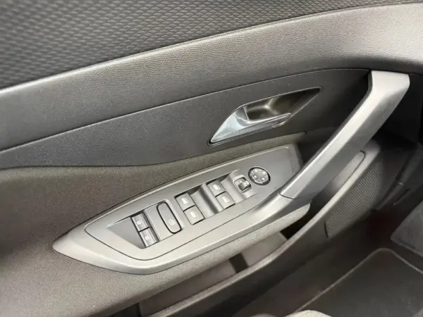 Peugeot 308 SW Outro 20
