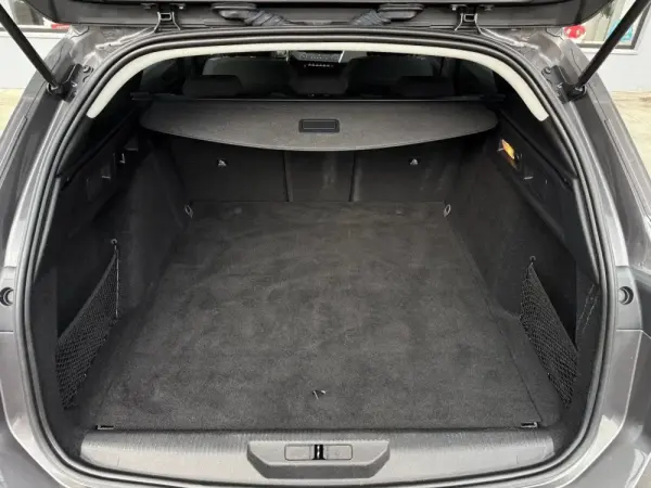 Peugeot 308 SW Outro 21