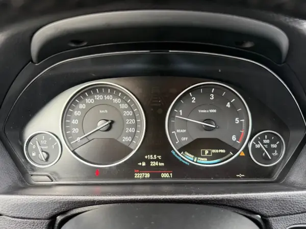 BMW 320 d ED Line Sport Auto 10