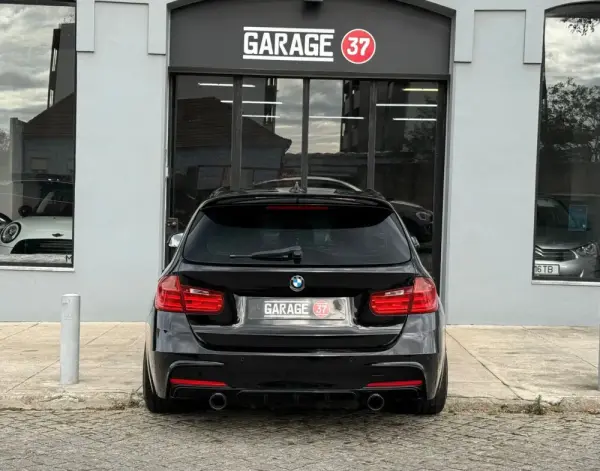 BMW 320 d ED Line Sport Auto 23