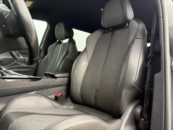 Peugeot 5008 1.5 BlueHDi GT Line EAT8 6