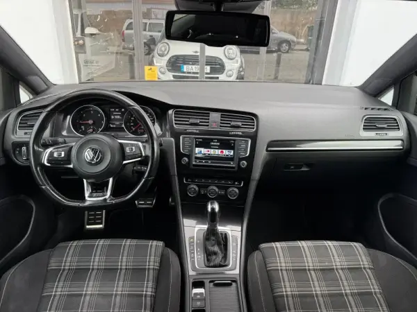 Volkswagen Golf 2.0 TDI GTD DSG 6