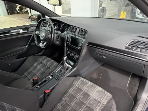Volkswagen Golf 2.0 TDI GTD DSG 8