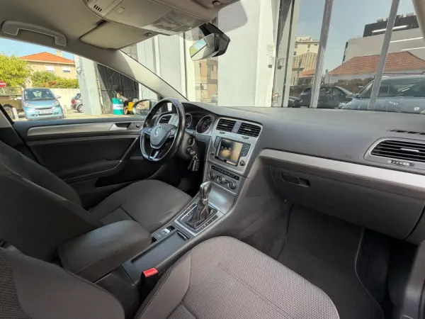 Volkswagen Golf Variant 1.6 TDi GPS Edition DSG 9