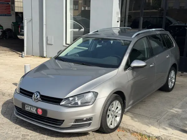 Volkswagen Golf Variant 1.6 TDi GPS Edition DSG 21
