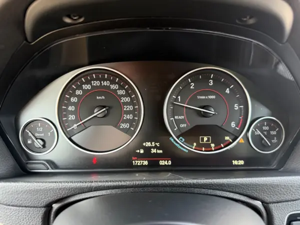 BMW 420 d Pack M Auto 10