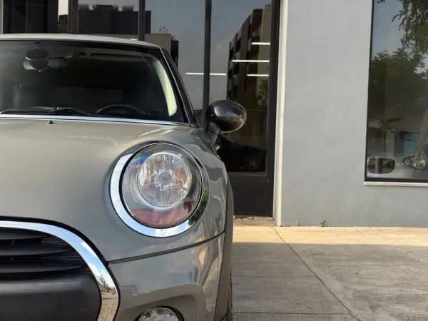 MINI 3 Portas One D 4