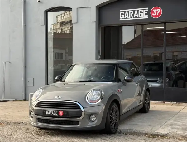 MINI 3 Portas One D 19