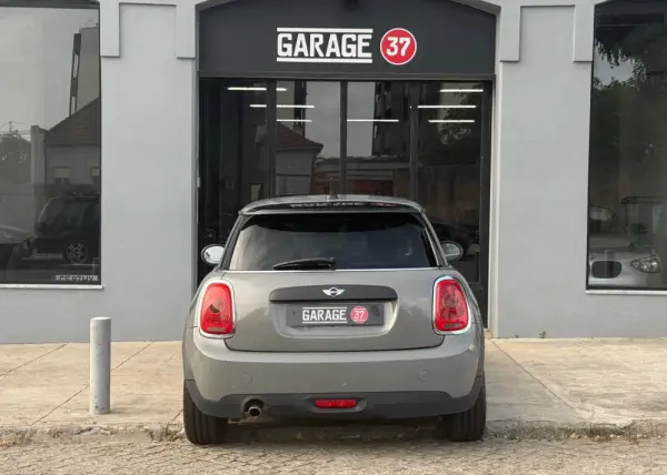 MINI 3 Portas One D 23