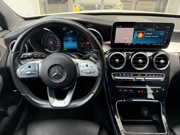 Mercedes-Benz C 200 Station 9G-TRONIC AMG Line 10