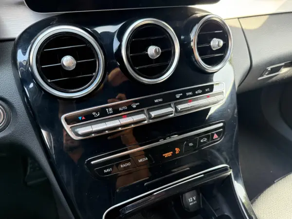 Mercedes-Benz C 200 Station 9G-TRONIC AMG Line 15