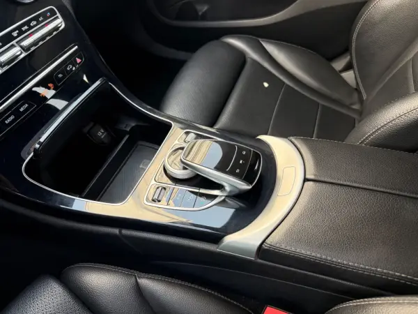 Mercedes-Benz C 200 Station 9G-TRONIC AMG Line 16